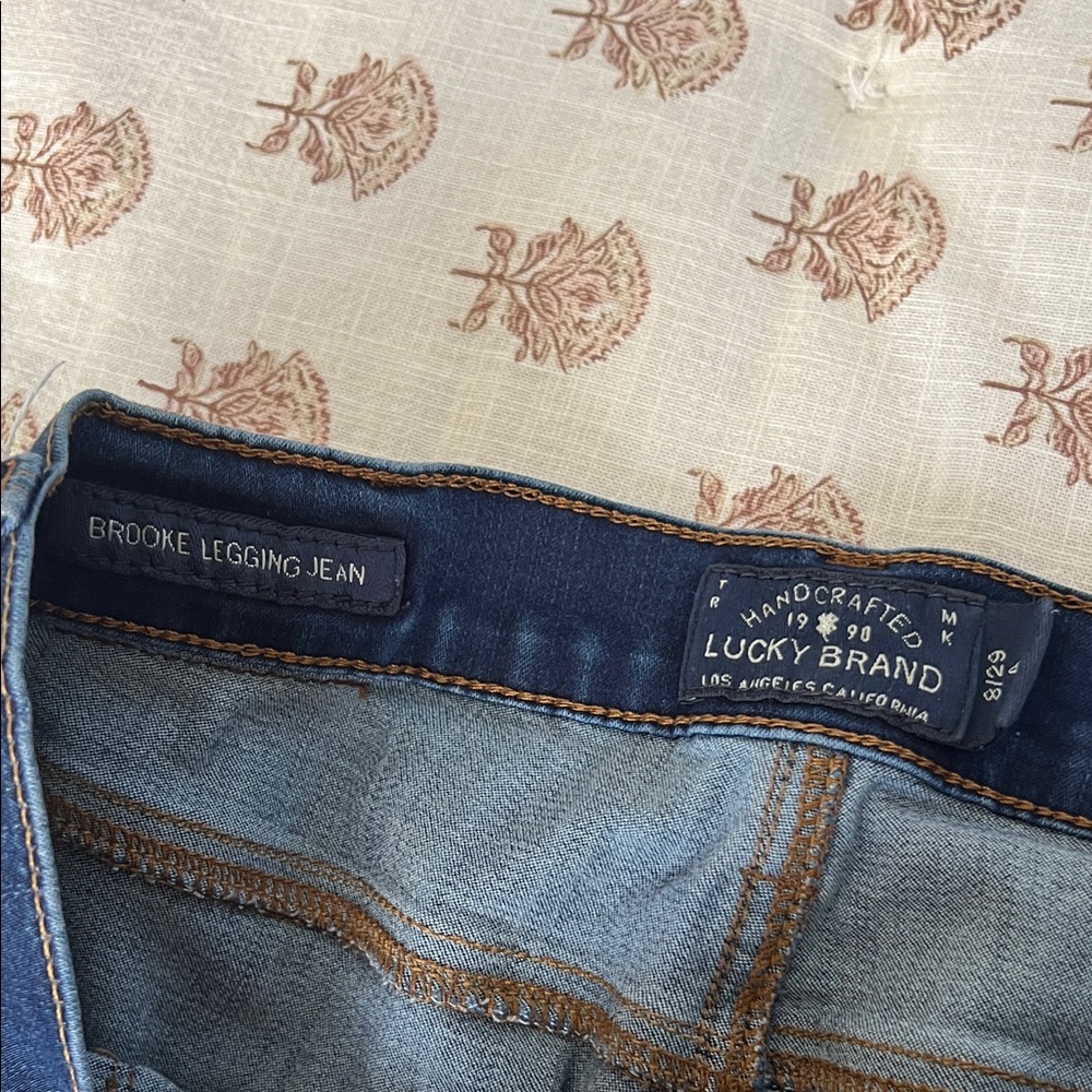 Lucky Brand Brooke Legging Jean - 8/29 - Picture 2 of 8